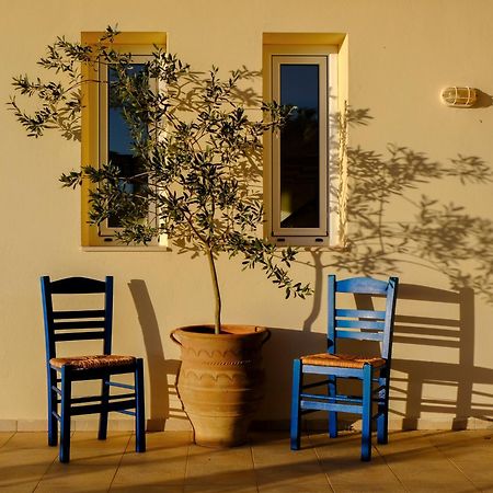 Villa Poppy Vathí Extérieur photo
