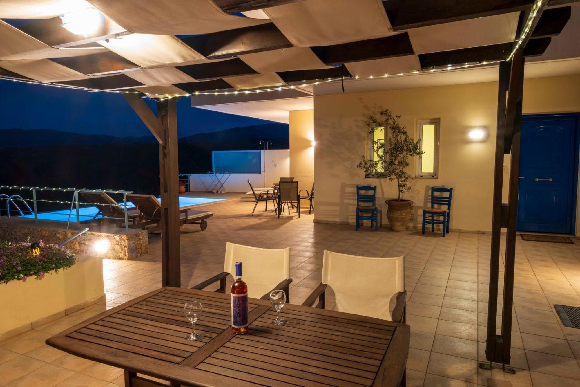 Villa Poppy Vathí Extérieur photo